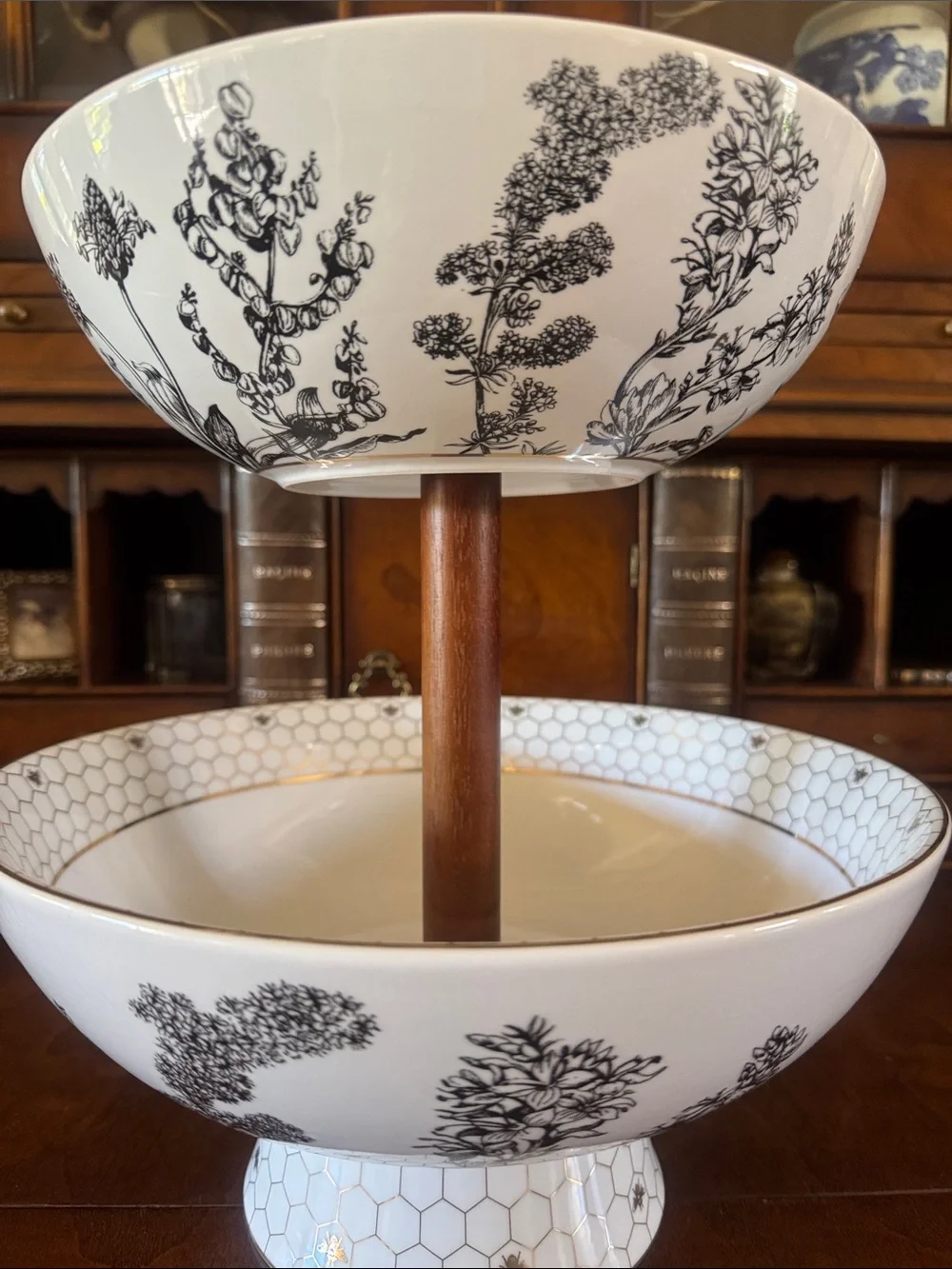 Williams Sonoma Honeycomb Two-Tier Porcelain Fruit Bowl